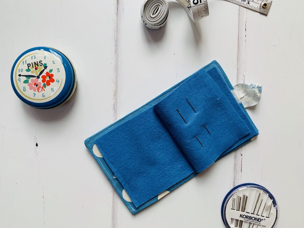 how to make a sewing needle case