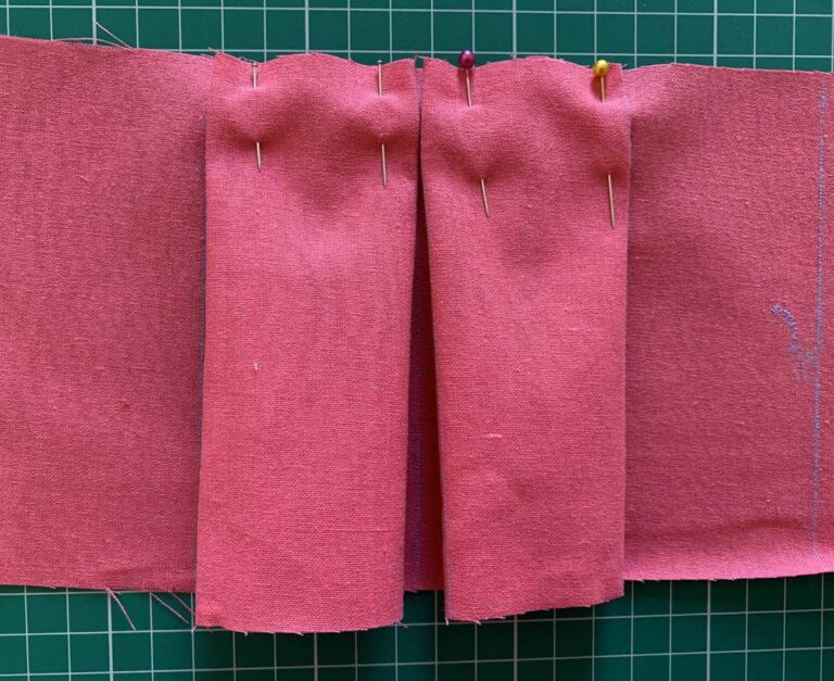How To Make Box Pleats And Inverted Box Pleats